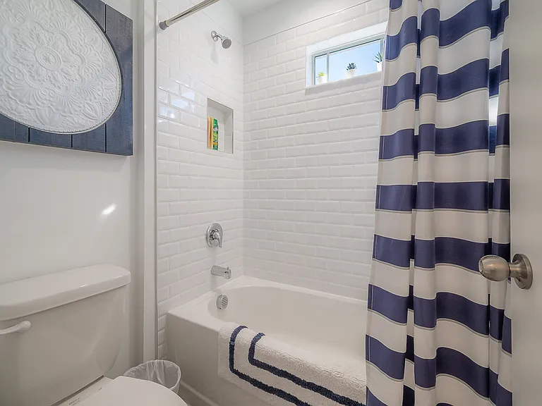 1714 E Lambright St — Photo 38
