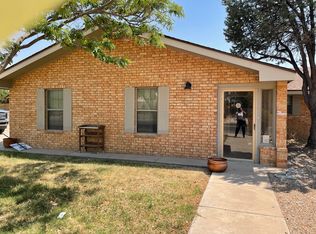 3304 W 8th St, Roswell, NM 88201
