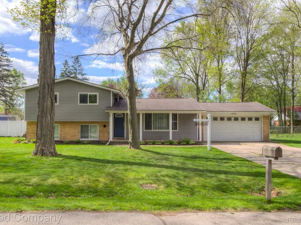 8890 Goodale Ave, Utica, MI 48317