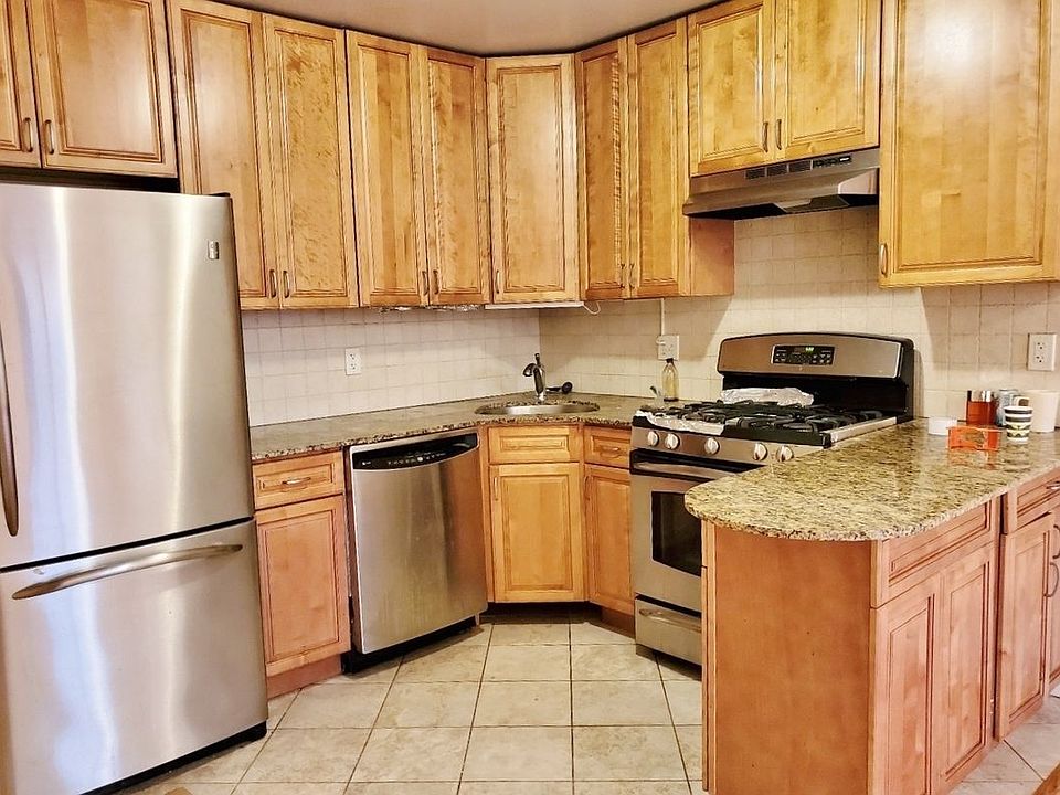 1st image of 4503 25th Ave APT 3