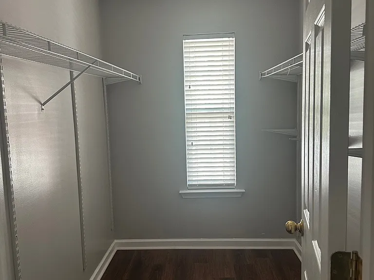 743 Celeste Ln SW — Photo 13