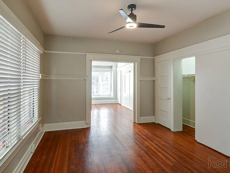 526-528 Anderson Pl — Photo 10