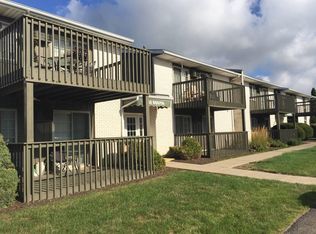 133 Academy Ct APT G, Elyria, OH 44035