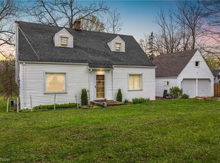 7322 Richmond Rd, Bedford, OH