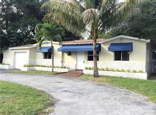 39 NW 135th St, Miami, FL 33168