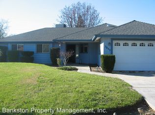 3833 S Woodland St, Visalia, CA 93277