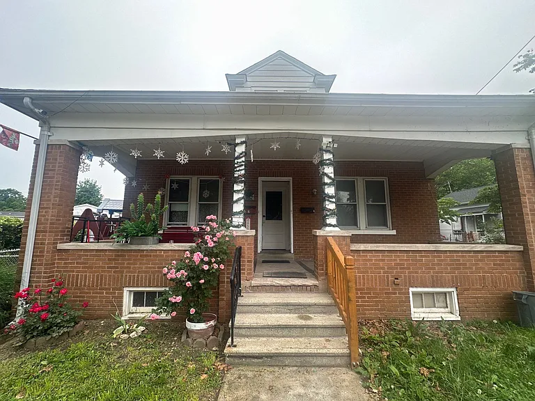 1057 Lyndale Ave #1 — Photo 1