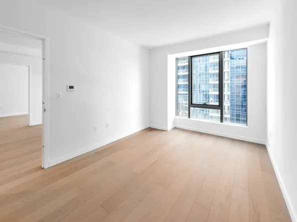 33-71 Prince Street image 6 of 13