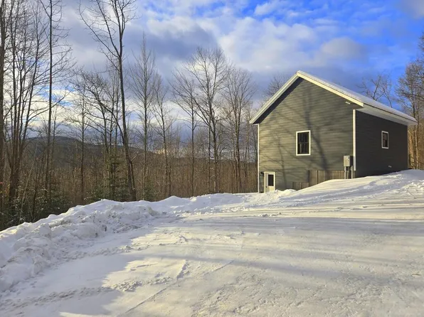 15 Stevens Road, Phillips, ME 04966