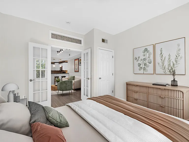 258 Pine St #2R — Photo 19