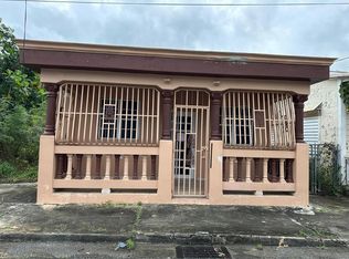 15 Barrio Pueblo Fls, Arroyo, PR 00714