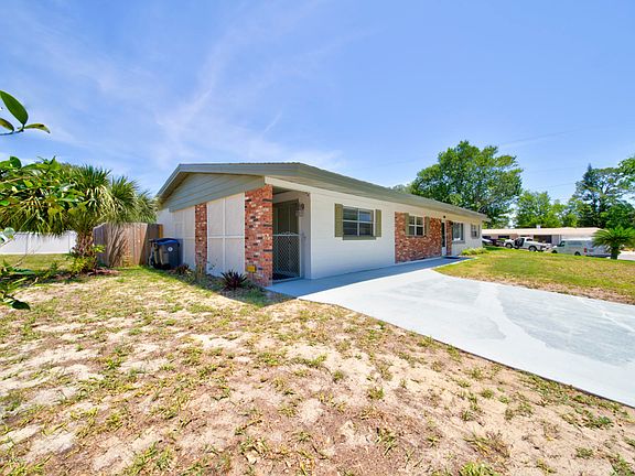 3rd image of 1700 Oriole Ct