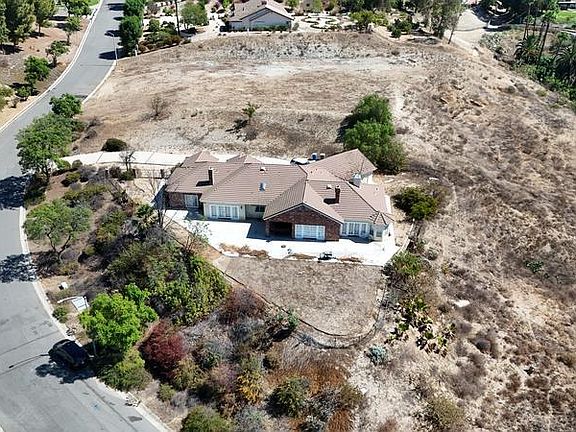 5th image of 6712 Canyon Hill Dr