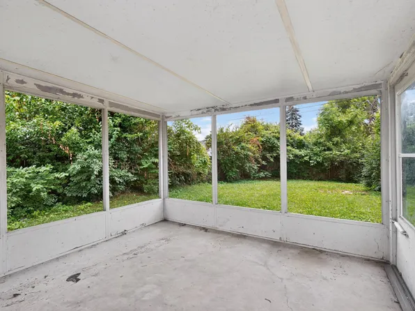 3119 Houston Dr, Columbus, OH 43207