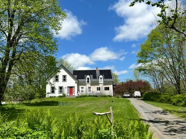 564 Hussey Hill Road, Vassalboro, ME 04989