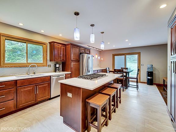 2nd image of 3125 Austria Ct