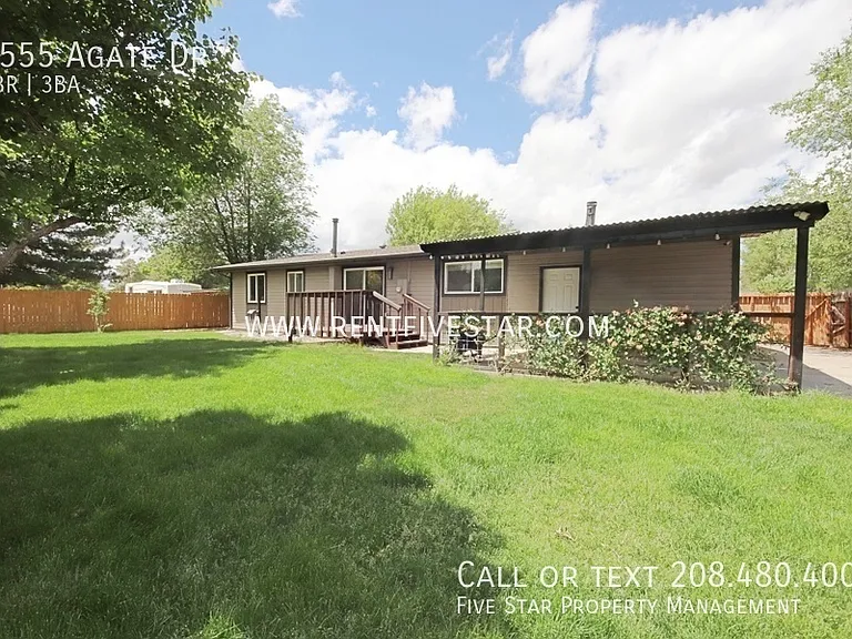 1555 Agate Dr — Photo 22
