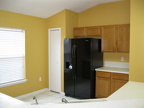 5th image of 10074 Govern Ln