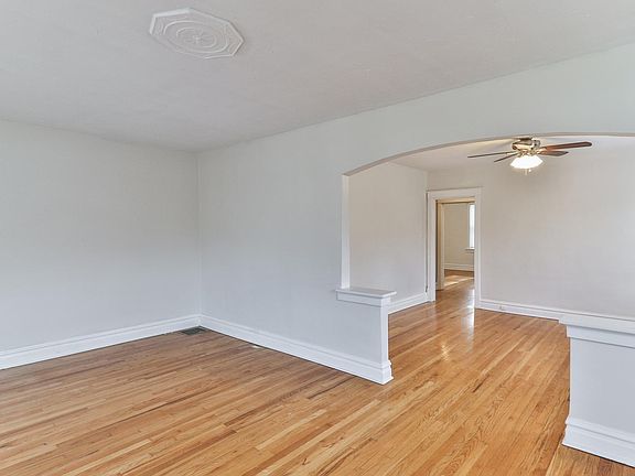 3rd image of 1040 Childress Ave Floor 1