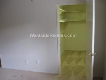5th image of 1608 Greenfield Ave APT 101