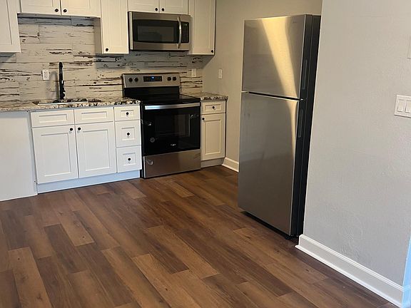 4th image of 7722 Hare Ave #1