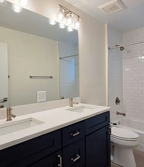 2230 W Wilson Ave — Photo 12
