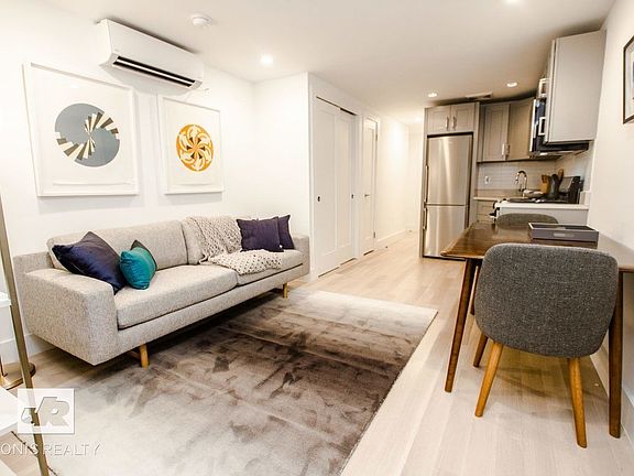 3rd image of 40 Grove St APT 1B