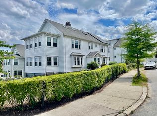 15-17 Edgecliff Rd, Watertown, MA 02472