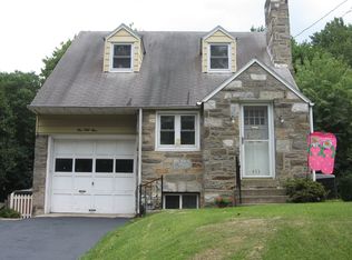 453 Edge Hill Rd, Glenside, PA 19038