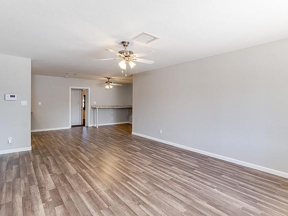 4th image of 3632 W Lupine Ave