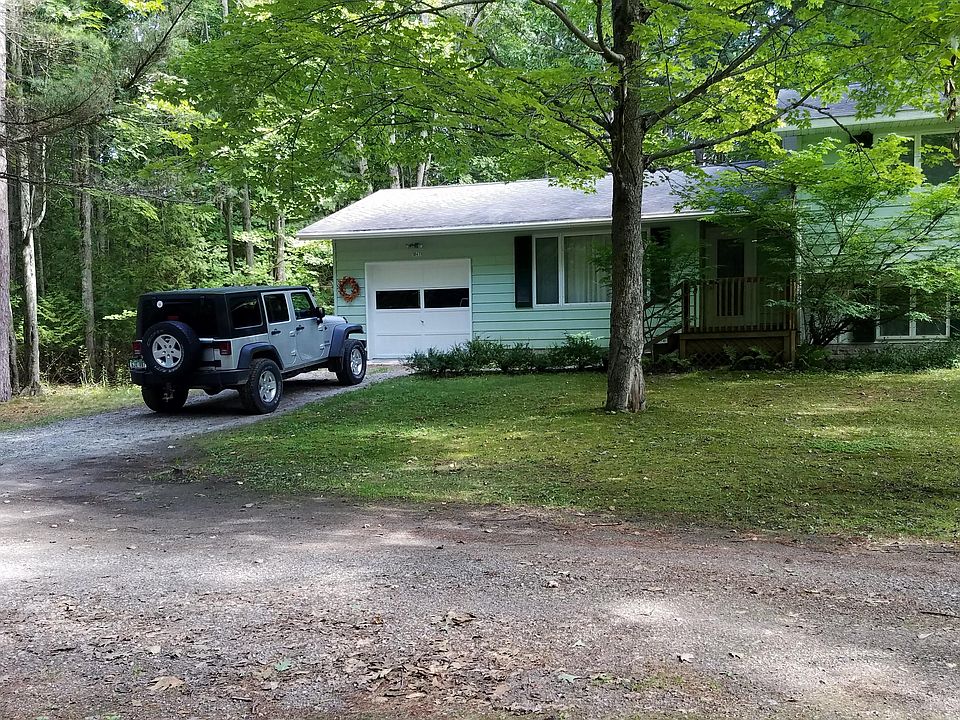 Ossineke home on 5 acres