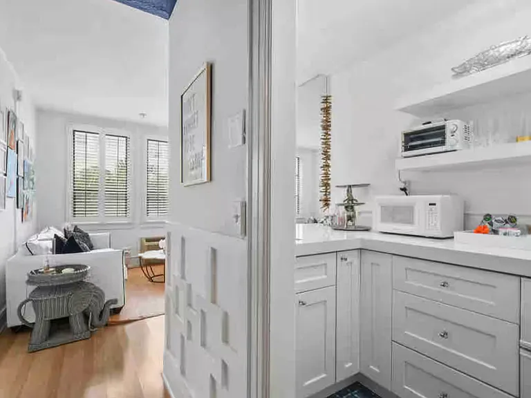 235 Sunrise Ave #3241 — Photo 8