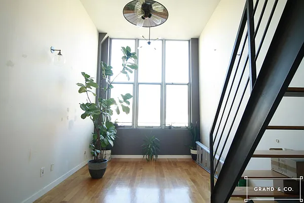 Rented by Grand & Co. | media 1