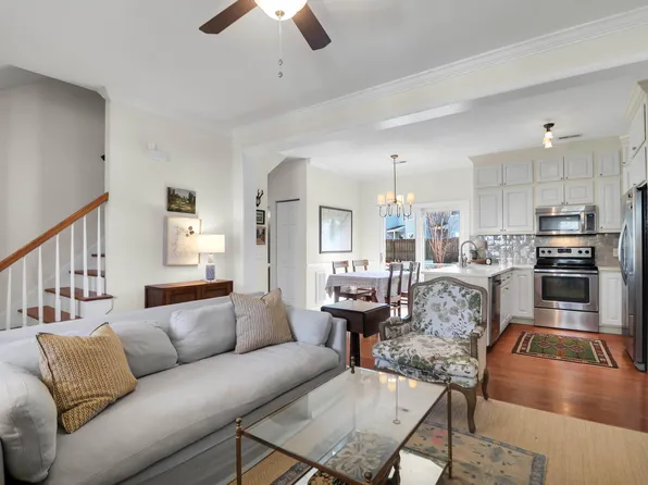 1656 Lauda Dr, Mount Pleasant, SC 29464