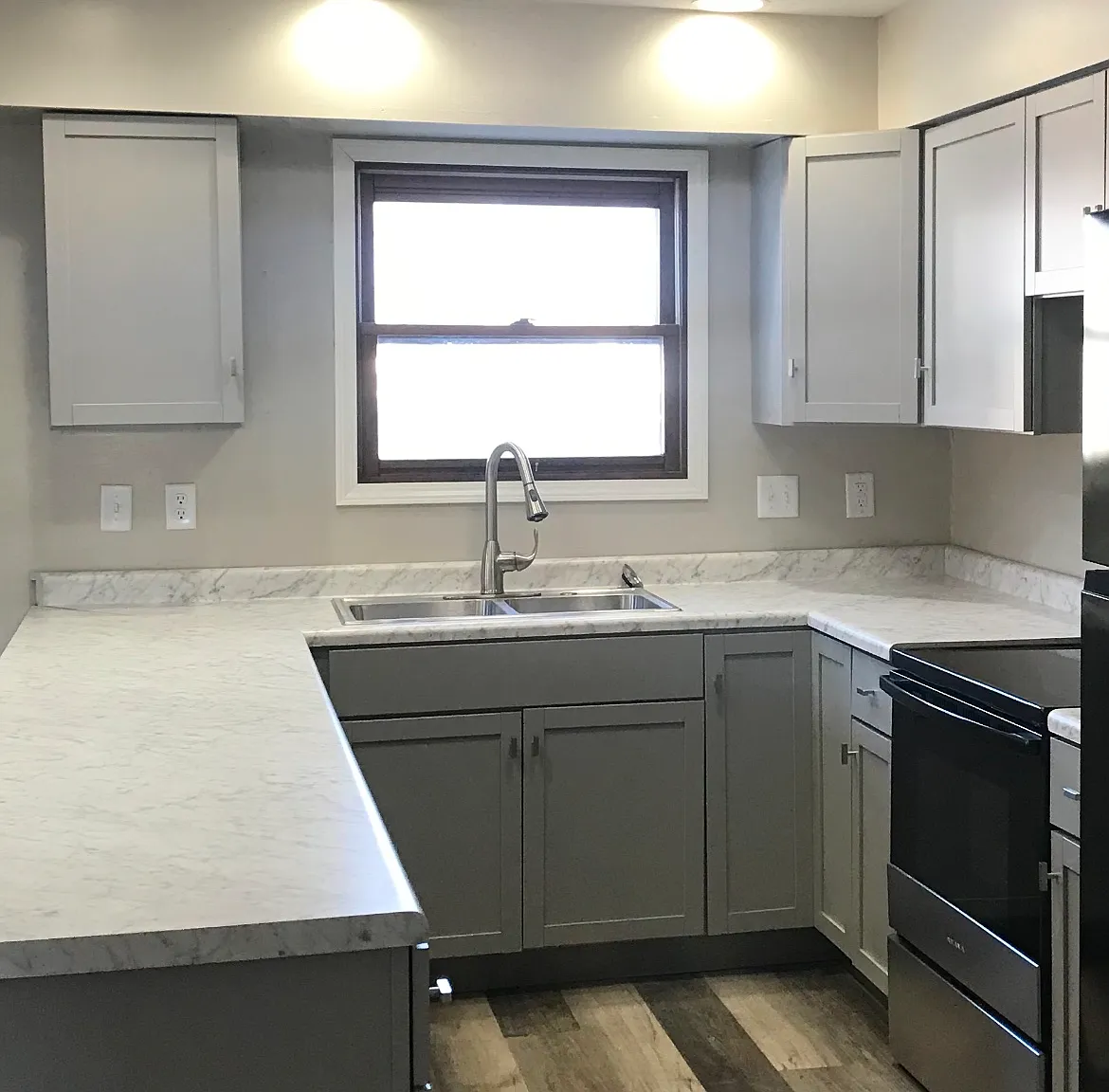 170 Birch Ct — Photo 1