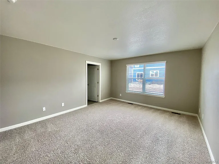 5070 Janga Dr — Photo 7
