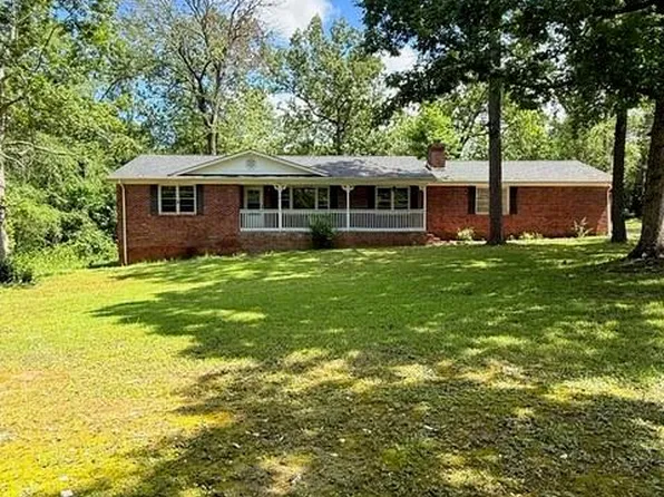 366 Old Race Track Rd, Gaffney, SC 29340