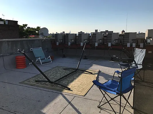 Rented by Premier Metro Realty Corp | media 26