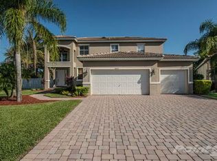 6977 Finamore Cir, Lake Worth, FL 33467