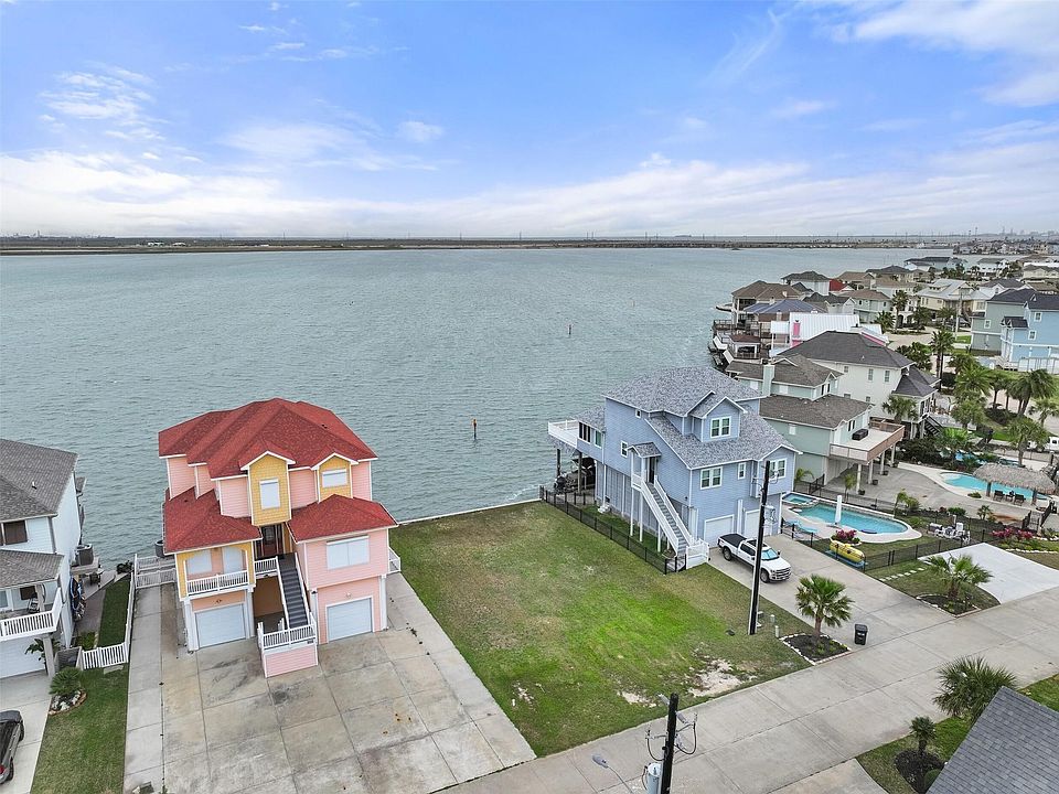 1st image of 1618 Windsong Way