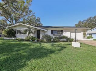 2388 Watrous Dr, Dunedin, FL 34698