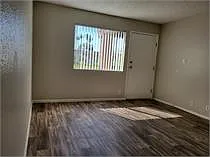 Catalina Apartments - 117