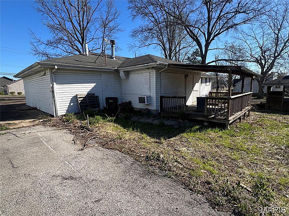 5th image of 2806 Yaeger Rd