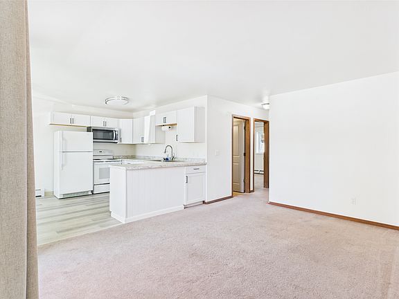 4th image of 706 Ouida Way #1