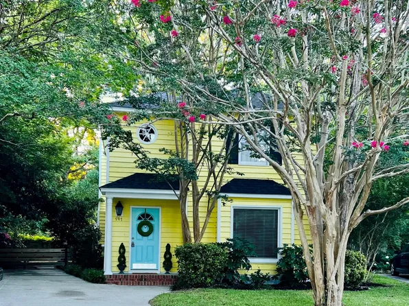 947 Governors Ct, Mount Pleasant, SC 29464