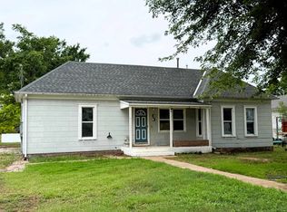 521 N Osage St, Caldwell, KS 67022