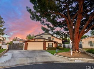18385 Durham Ln, Victorville, CA 92395