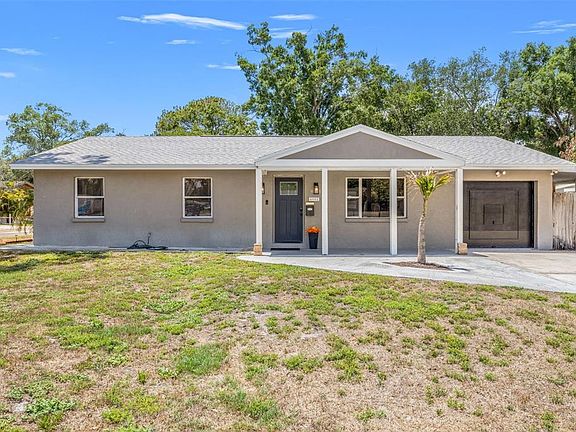 2nd image of 6802 CRESTHILL COURT
