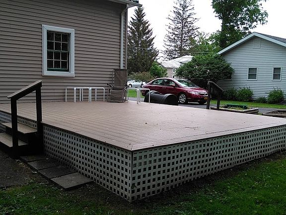 Spacious deck 