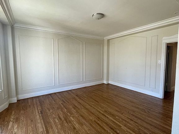 3rd image of 1850 Sacramento St APT 405